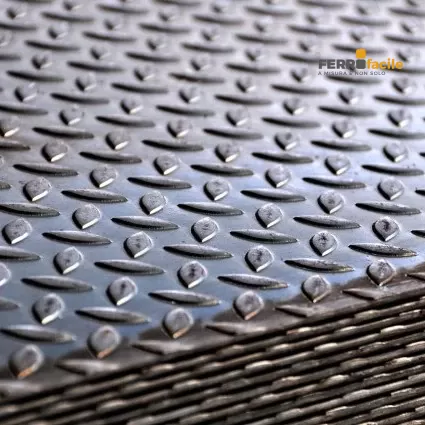 LAMIERA BUGNATA IN ferro grezzo per pavimenti antiscivolo spess.3 dim.90x90  cm EUR 92,89 - PicClick IT